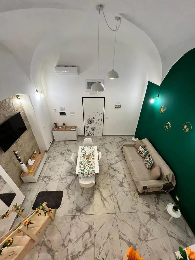 Chimera House Apartment Catania 0*,