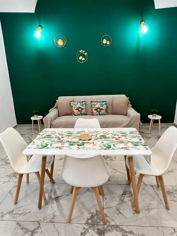 Chimera House Apartment Catania 0*,