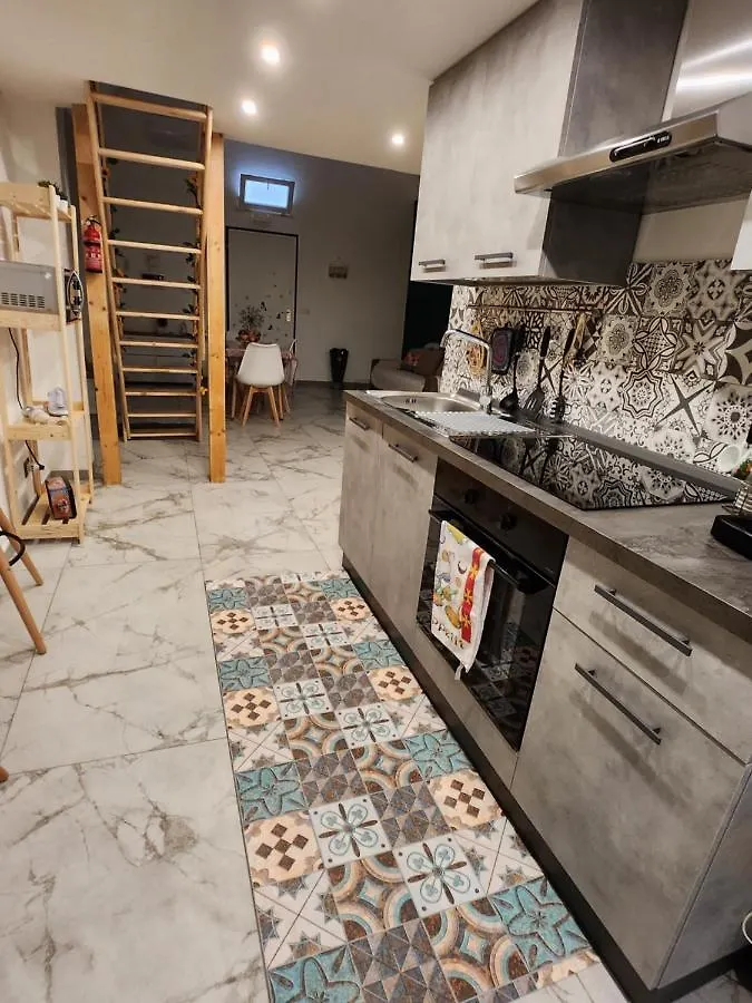Chimera House Apartment Catania 0*,
